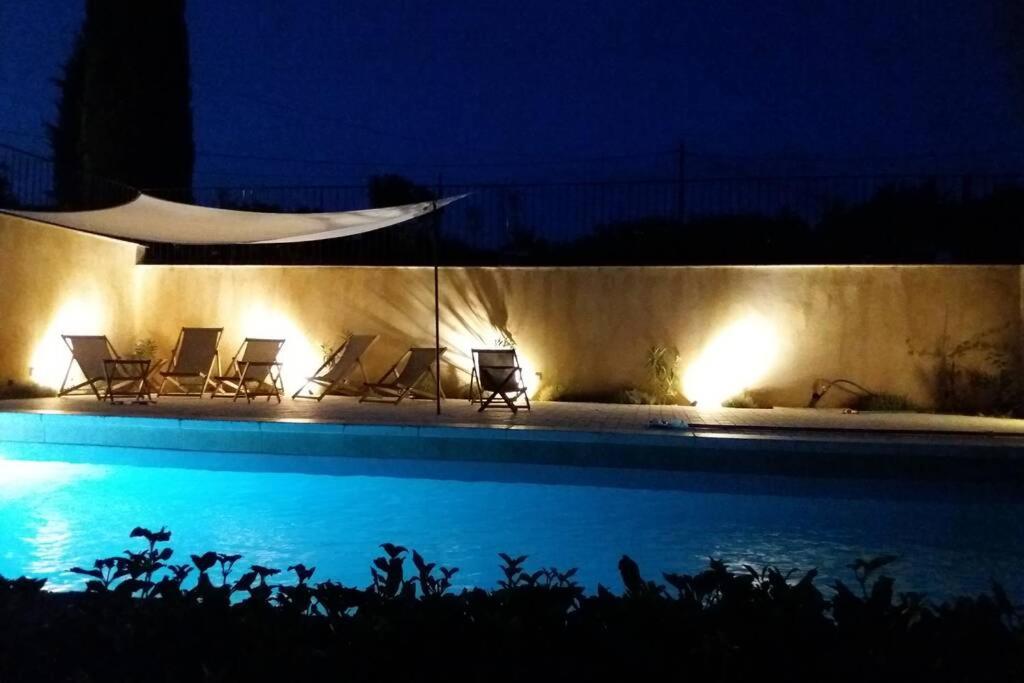 Bastide Au Milieu Des Vignes Et Des Oliviers Aups Vila Exterior foto